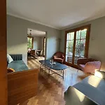 Habitacion En Hermosa Casa En Barrio Pocuro